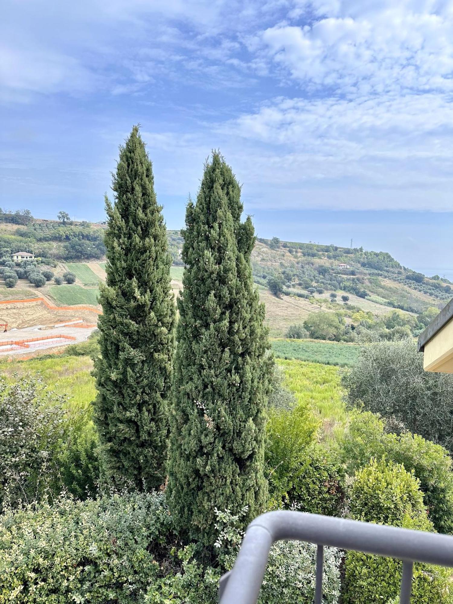 Cumana Blu Apartments Campofilone Luaran gambar
