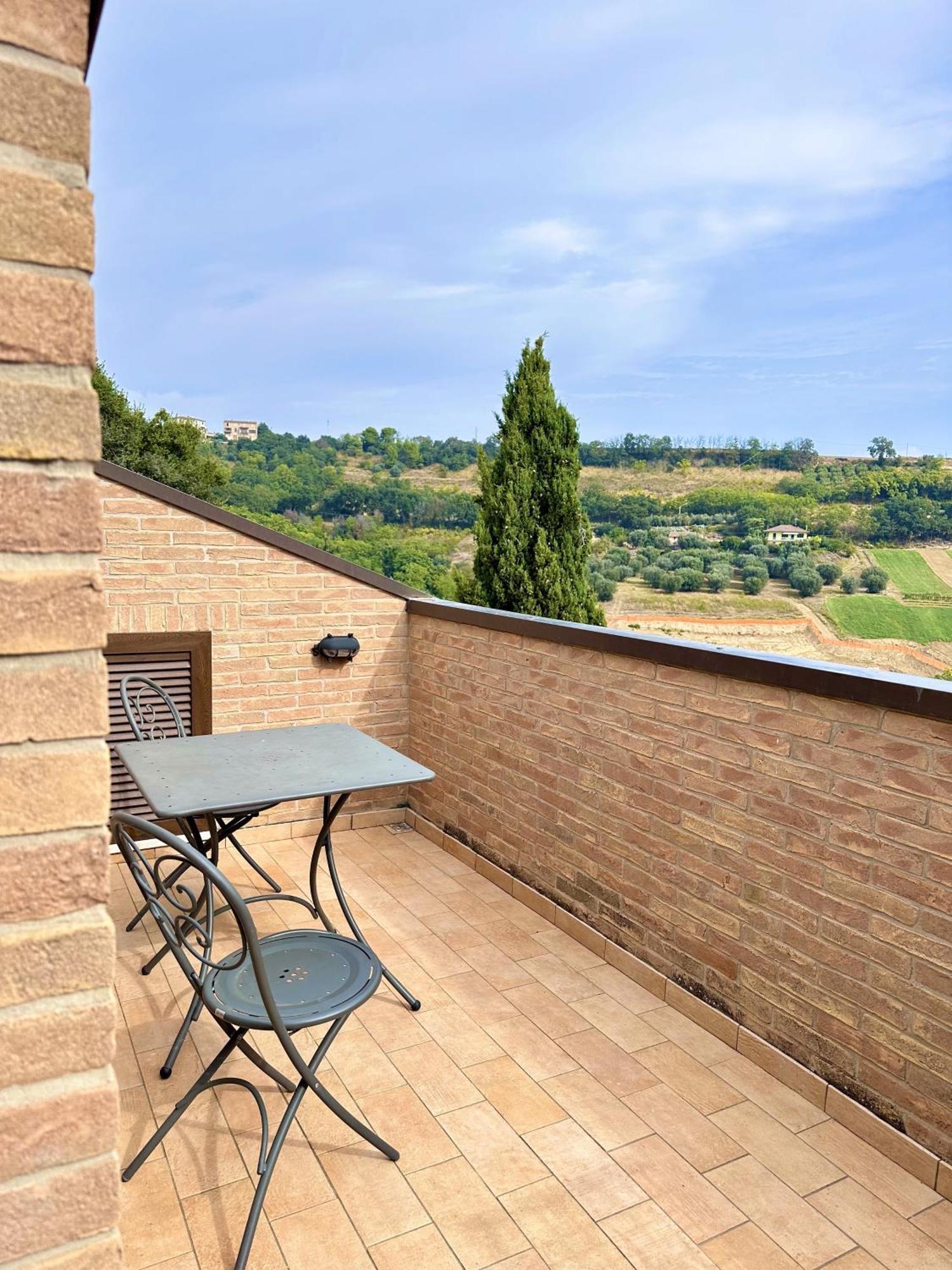 Cumana Blu Apartments Campofilone Luaran gambar